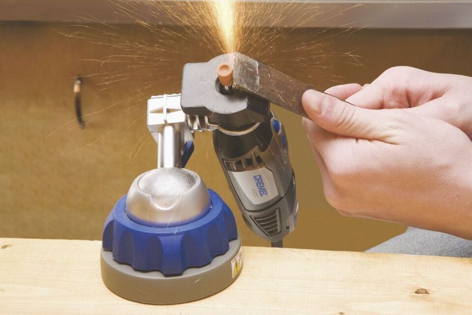 DREMEL® Alüminyum Oksit Taşlama Taşı 4,8 mm (8153)