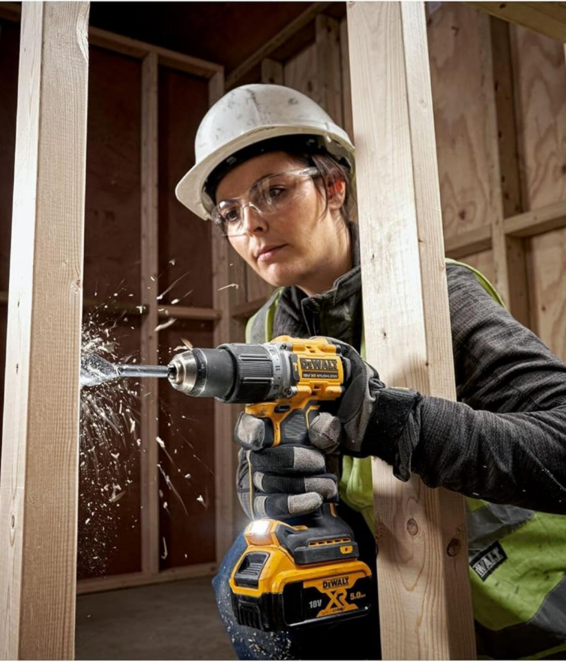 Dewalt Dcd805p2t 18v 5.0ah Li-ıon Kömürsüz Çift Akülü Darbeli Matkap