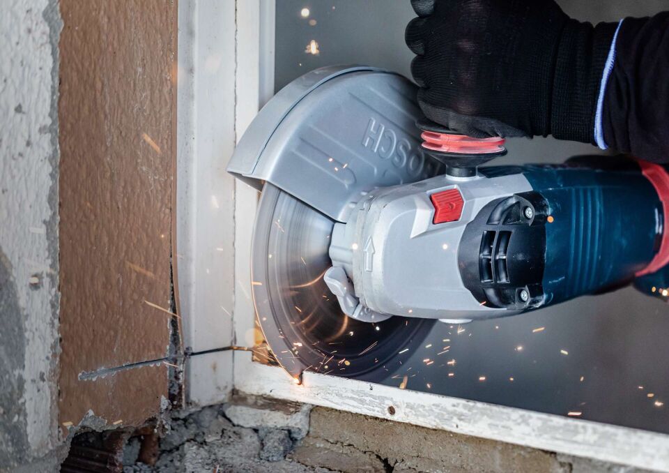 Bosch EXPERT- Best Serisi Genel Yapı Malzemeleri ve Metal İçin Elmas Kesme Diski 180 mm