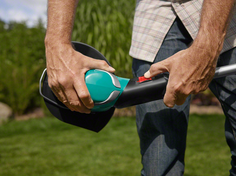 Bosch ART 26-18 LI Akülü Kenar Kesme Makinesi (Akü ve Şarj Cihazı Dahil Değildir)